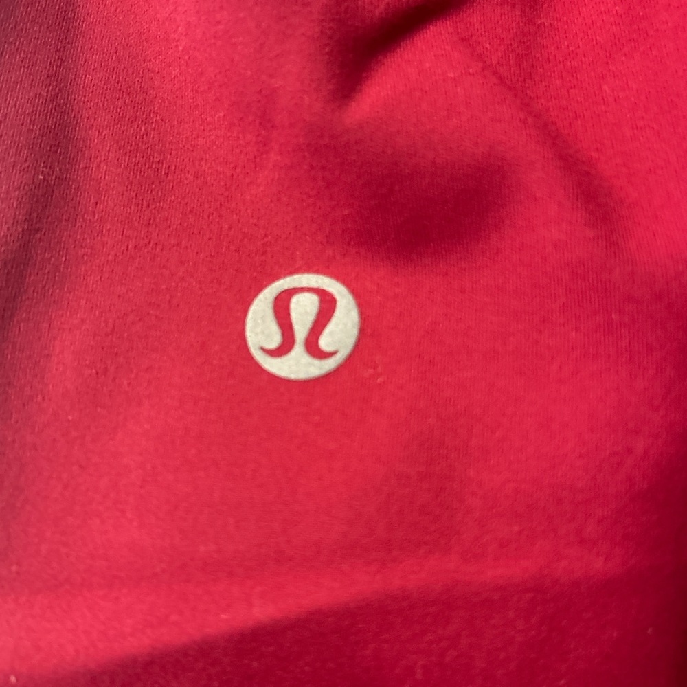 rose colored lululemon leggings size 6 (fit a bit tighter) - Picture 3 of 4